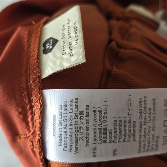 Madewell Tapered Huston Pull-On Crop Pants - Picture 7 of 8